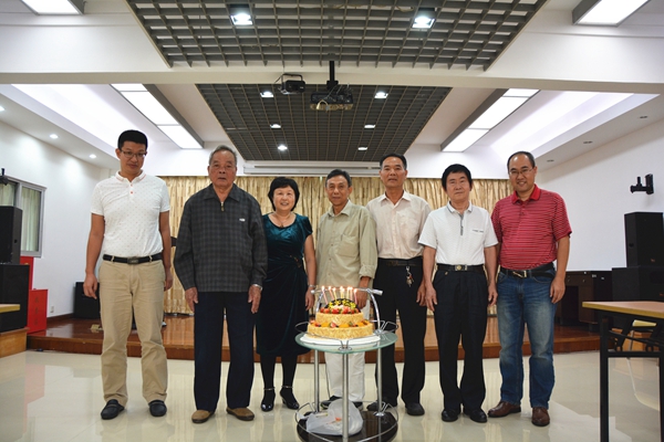 作物所举办“敬老节”座谈会