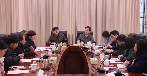 足球博彩平台
召开2018年各界人士新春座谈会