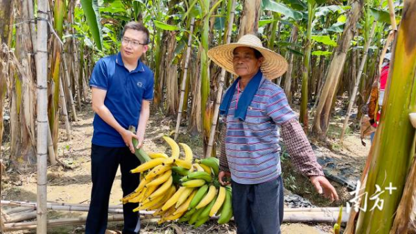 2 南方+ 邵一弘 拍摄