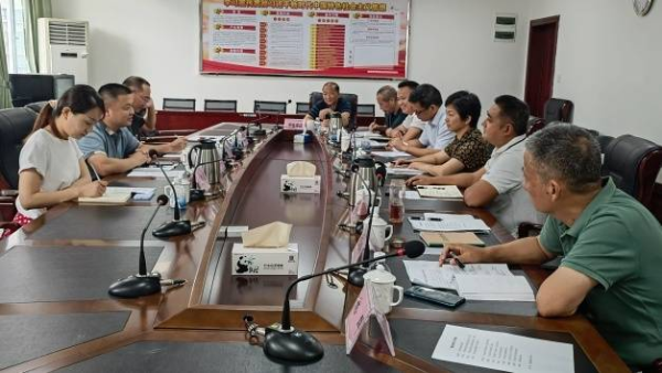 交流座谈会现场。