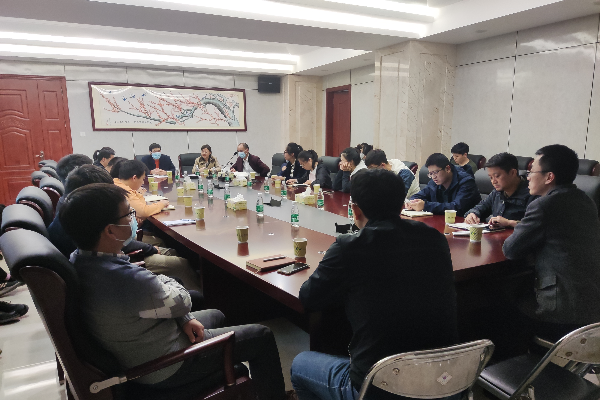植保所召开2023年青年座谈会.jpg