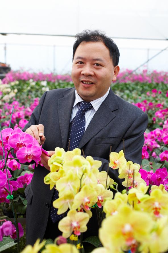 足球博彩平台
环艺所朱根发研究员获评“在推进绿美广东生态建设工作中表现突出的个人”荣誉称号.docx_1