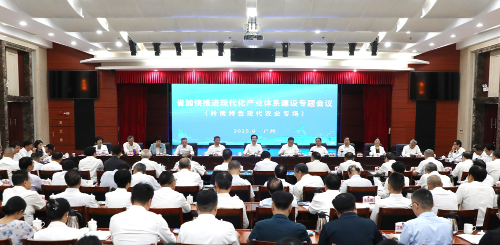 李小萌 摄 -挂网.jpg